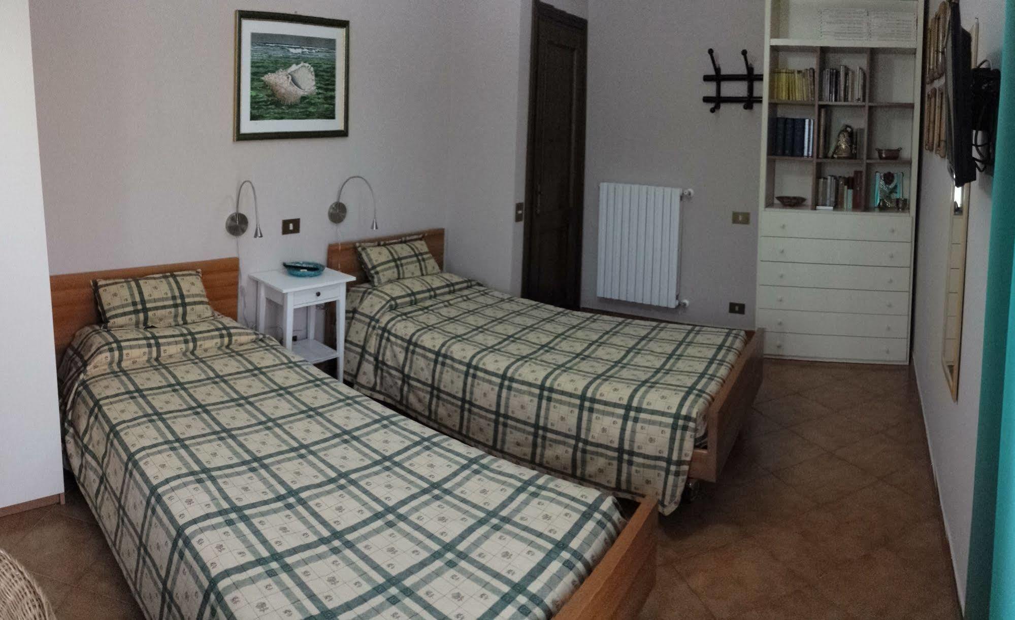 Al Vecchio Olivo Bed & Breakfast Frascati Luaran gambar