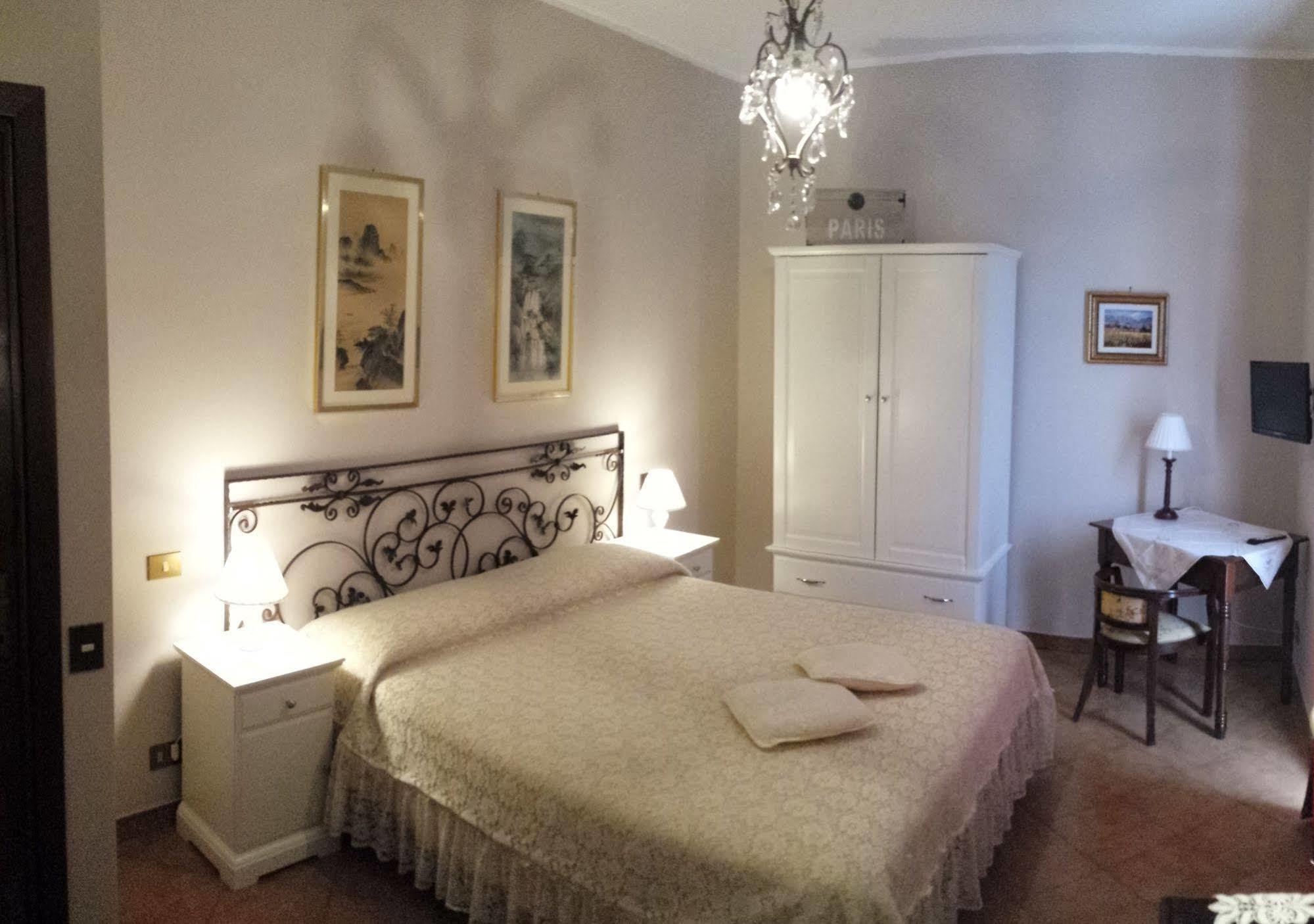 Al Vecchio Olivo Bed & Breakfast Frascati Luaran gambar